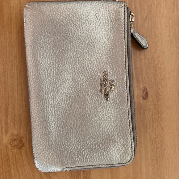 Coach Handbags - Coach Metallic Silver Pebbled Leather Zip Wallet